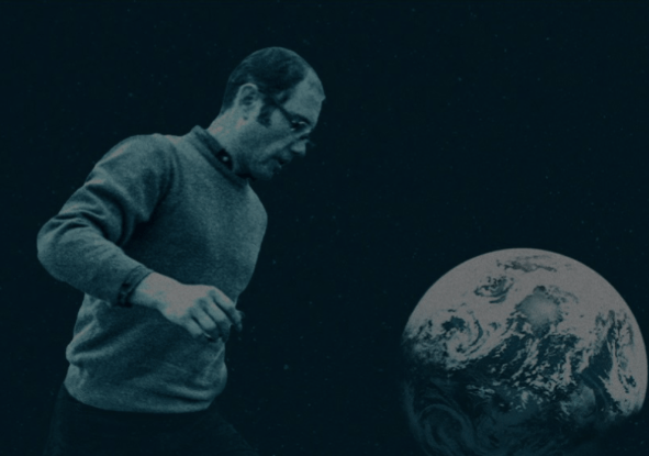 Tommaso Trini: La terra vista dalla luna